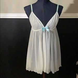 White nighty with light blue trim